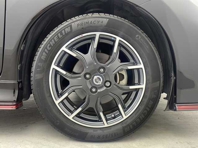 日産 ノート e－パワー ニスモ 大阪府 2017(平29)年 6.2万km スーパーブラック 純正ナビ/nismo専用シート/nismo16インチアルミホイール/nismoエアロ/e-power/アラウンドビューモニター/デジタルインナーミラー/エマージェンシーブレーキ/車線逸脱防止/LEDヘッドライト/保証書/点検記録簿