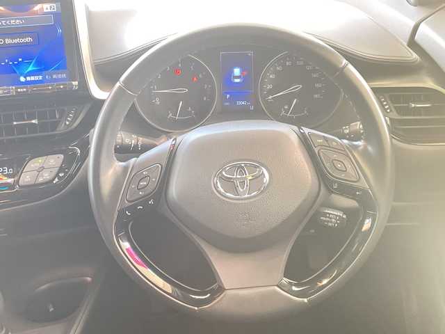 トヨタ Ｃ－ＨＲ S－T LEDパッケージ 埼玉県 2019(令1)年 3.3万km ネビュラブルーM トヨタセーフティーセンス /9インチメモリナビ/　　CD/DVD/BT/フルセグ/バックカメラ /レーダークルーズコントロール /LEDオートライト /純正17インチアルミホイール /ステアリングスイッチ /電子パーキング /ETC2.0 /禁煙