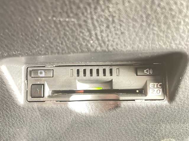 トヨタ Ｃ－ＨＲ S－T LEDパッケージ 埼玉県 2019(令1)年 3.3万km ネビュラブルーM トヨタセーフティーセンス /9インチメモリナビ/　　CD/DVD/BT/フルセグ/バックカメラ /レーダークルーズコントロール /LEDオートライト /純正17インチアルミホイール /ステアリングスイッチ /電子パーキング /ETC2.0 /禁煙