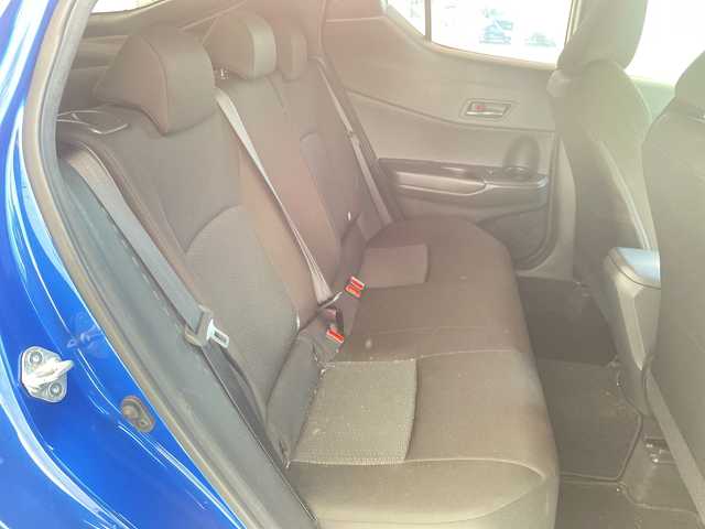 トヨタ Ｃ－ＨＲ S－T LEDパッケージ 埼玉県 2019(令1)年 3.3万km ネビュラブルーM トヨタセーフティーセンス /9インチメモリナビ/　　CD/DVD/BT/フルセグ/バックカメラ /レーダークルーズコントロール /LEDオートライト /純正17インチアルミホイール /ステアリングスイッチ /電子パーキング /ETC2.0 /禁煙