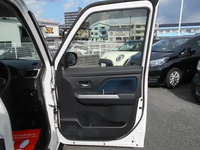 トヨタ ルーミー カスタムG 福岡県 2021(令3)年 0.4万km パールホワイトⅢ 　ルーミー・カスタムG　/ワンオーナー/登録時走行距離（3452キロ）/新車時保証書・取扱説明書/純正9インチディスプレイオーディオ/フルセグTV（TVキャンセラー付）/バックガイドモニター/社外ドライブレコーダー（DC-DR501)/社外ETC/スマートキー×2/レーダークルーズコントロール「/オートLEDヘッドライト/オート電格ドアミラー/電子式パーキングブレーキ/両側パワースライドD/純正アルミホイール14