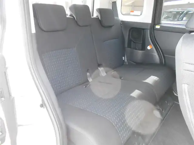 トヨタ ルーミー カスタムG 福岡県 2021(令3)年 0.4万km パールホワイトⅢ 　ルーミー・カスタムG　/ワンオーナー/登録時走行距離（3452キロ）/新車時保証書・取扱説明書/純正9インチディスプレイオーディオ/フルセグTV（TVキャンセラー付）/バックガイドモニター/社外ドライブレコーダー（DC-DR501)/社外ETC/スマートキー×2/レーダークルーズコントロール「/オートLEDヘッドライト/オート電格ドアミラー/電子式パーキングブレーキ/両側パワースライドD/純正アルミホイール14