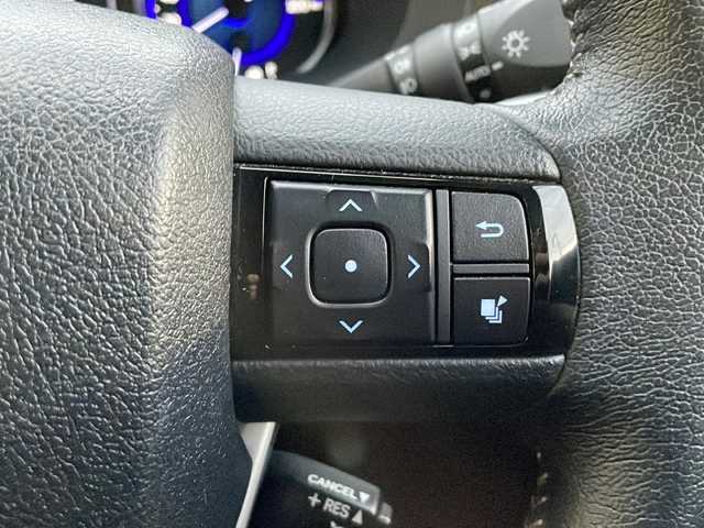 トヨタ ハイラックス Z 兵庫県 2018(平30)年 6万km ネビュラブルーM 純正ディーラーオプションナビ/・BT/・フルセグTV/プリクラッシュ/レーンアシスト/バックカメラ/ドラレコ/ダウンヒルアシストコントロール/センターデフロック/カーテンエアバック/純正フロアマット/ETC/４WD/LEDヘッドライト