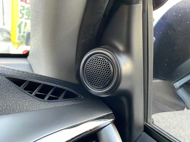 トヨタ ハイラックス Z 兵庫県 2018(平30)年 6万km ネビュラブルーM 純正ディーラーオプションナビ/・BT/・フルセグTV/プリクラッシュ/レーンアシスト/バックカメラ/ドラレコ/ダウンヒルアシストコントロール/センターデフロック/カーテンエアバック/純正フロアマット/ETC/４WD/LEDヘッドライト