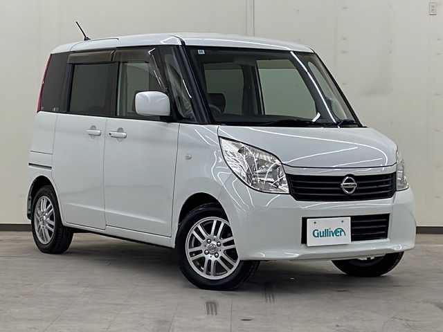 日産 ルークス X 道央・札幌 2012(平24)年 7.2万km パール /4WD//純正フルセグナビ/（CD/DVD/FM/AM/BT/USB/SD）//ミュージックサーバー//片側パワースライドドア//D席シートヒーター//ドアバイザー//純正14インチAW