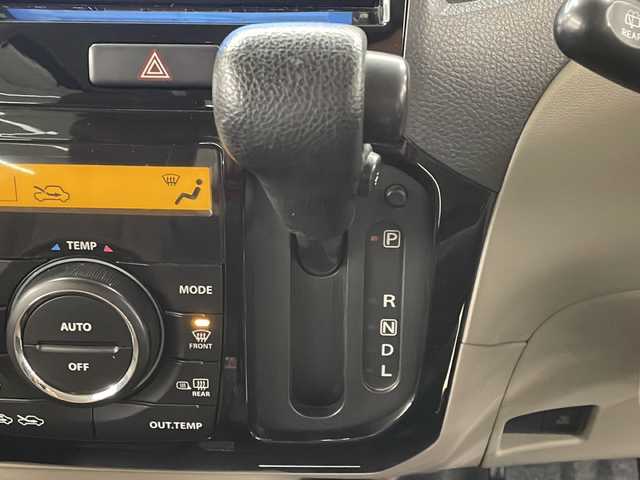 日産 ルークス X 道央・札幌 2012(平24)年 7.2万km パール /4WD//純正フルセグナビ/（CD/DVD/FM/AM/BT/USB/SD）//ミュージックサーバー//片側パワースライドドア//D席シートヒーター//ドアバイザー//純正14インチAW