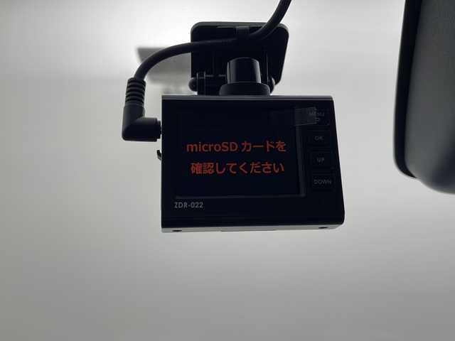 ダイハツ ロッキー G 秋田県 2020(令2)年 5.2万km シャイニングホワイトパール 4WD/社外SDナビ　/フルセグTV/AM/FM/CD/DVD/Bluetooth/バックカメラ　/スマートアシスト　/レーダークルーズコントロール　/レーンキープアシスト　/ブラインドスポットモニター/先行者発進告知/横滑り防止装置/アイドリングストップ/クリアランスソナー/寒冷地仕様　/ワイパーデアイサー　/前席シートヒーター　/ETC/前方ドライブレコーダー/LEDヘッドライト/シーケンシャルウィンカー/オートマチックハイビーム/純正ドアバイザー/純正アルミホイール