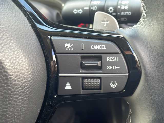 ホンダ ＺＲ－Ｖ ハイブリッド e:HEV Z 京都府 2024(令6)年 0.4万km クリスタルブラックパール 純正メモリナビ　パノラミックビューモニター　ＢＯＳＥサウンド　ホンダセンシング　アダプティブクルーズコントロール　ブラインドスポットモニター　シートヒーター　ステアリングヒーター　ビルトインＥＴＣ