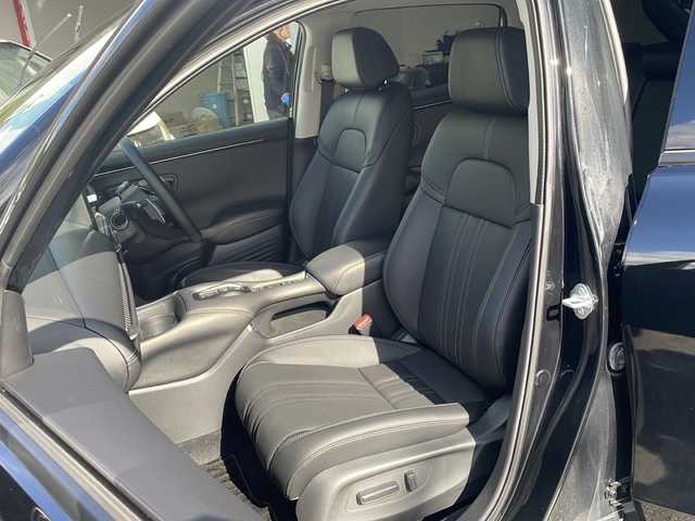 ホンダ ＺＲ－Ｖ ハイブリッド e:HEV Z 京都府 2024(令6)年 0.4万km クリスタルブラックパール 純正メモリナビ　パノラミックビューモニター　ＢＯＳＥサウンド　ホンダセンシング　アダプティブクルーズコントロール　ブラインドスポットモニター　シートヒーター　ステアリングヒーター　ビルトインＥＴＣ