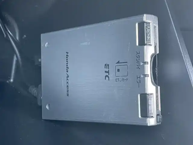 ホンダ ヴェゼル ハイブリッド Z 滋賀県 2015(平27)年 4万km プレミアムディープロッソパール 純正メモリナビ/・フルセグTV/FM/AM/SD/・CD/DVD/Bluetooth/バックカメラ/クルーズコントロール/シティブレーキアクティブシステム/・衝突回避・軽減ブレーキ/・誤発進抑制機能/オートブレーキホールド/純正ドライブレコーダー/ETC/ハーフレザーシート/前席シートヒーター/革巻きステアリング/パドルシフト/防眩インナーミラー/アイドリングストップ/純正LEDヘッドライト/オートライト/フォグランプ/電格ウィンカーミラー/ルーフレール/プッシュスタート/スマートキー×２/ドアバイザー/純正フロアマット