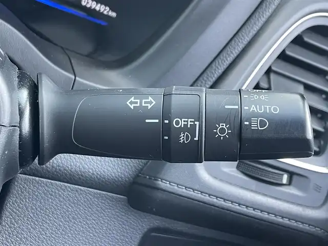 ホンダ ヴェゼル ハイブリッド Z 滋賀県 2015(平27)年 4万km プレミアムディープロッソパール 純正メモリナビ/・フルセグTV/FM/AM/SD/・CD/DVD/Bluetooth/バックカメラ/クルーズコントロール/シティブレーキアクティブシステム/・衝突回避・軽減ブレーキ/・誤発進抑制機能/オートブレーキホールド/純正ドライブレコーダー/ETC/ハーフレザーシート/前席シートヒーター/革巻きステアリング/パドルシフト/防眩インナーミラー/アイドリングストップ/純正LEDヘッドライト/オートライト/フォグランプ/電格ウィンカーミラー/ルーフレール/プッシュスタート/スマートキー×２/ドアバイザー/純正フロアマット