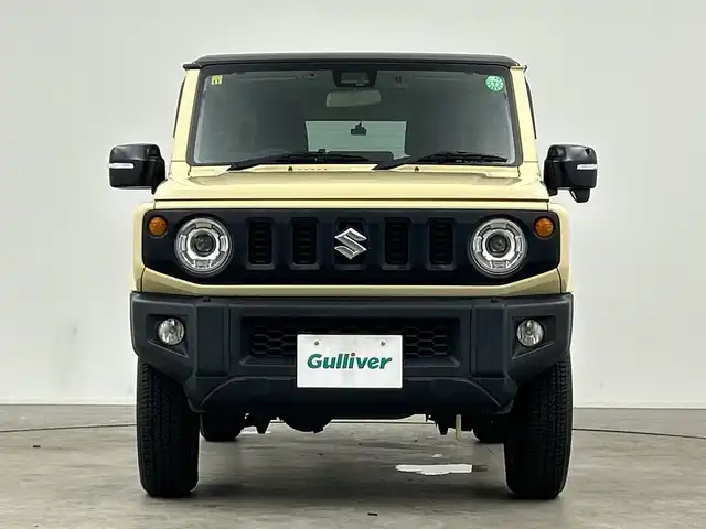 スズキ ジムニー XC 三重県 2018(平30)年 1万km シフォンアイボリーメタリックブラック2トーンルーフ /禁煙車//純正メモリーナビ//バックカメラ//衝突軽減ブレーキ //レーンキープアシスト //クルーズコントロール //革巻きステアリング//ステアリングスイッチ//4WD //ターボ //純正ビルトインETC //DN席シートヒーター //純正前後ドライブレコーダー //オートハイビーム //LED //フォグ