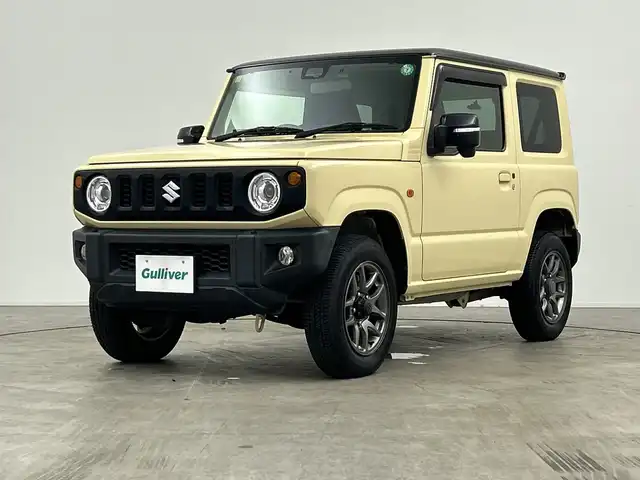 スズキ ジムニー XC 三重県 2018(平30)年 1万km シフォンアイボリーメタリックブラック2トーンルーフ /禁煙車//純正メモリーナビ//バックカメラ//衝突軽減ブレーキ //レーンキープアシスト //クルーズコントロール //革巻きステアリング//ステアリングスイッチ//4WD //ターボ //純正ビルトインETC //DN席シートヒーター //純正前後ドライブレコーダー //オートハイビーム //LED //フォグ