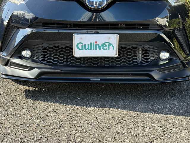 トヨタ Ｃ－ＨＲ G モード ネロ 大分県 2019(平31)年 7.1万km ブラッキッシュアゲハガラスフレーク TRDフルエアロ/トヨタセーフティセンス/ハーフレザーシート/純正メモリーナビ/バックカメラ/フルセグ /DVD/Bluetooth/シートヒーター/純正LEDヘッドライト/フォグランプ/オートライトコントロール/オートハイビームアシスト/シーケンシャルウインカー/アダプティブクルーズコントロール/レーンキープアシスト/スマートキー/エンジンプッシュスタート/ビルトインETC/純正18インチアルミ/前後クリアランスソナー