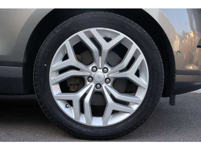 ランドローバー レンジローバーヴェラール HSE 380PS 大分県 2019(令1)年 5.3万km グレー アダプティブクルーズコントロール/ブラインドスポットモニター/ＭＥＲＩＤＩＡＮサウンド/純正ナビ/ＣａｒＰｌａｙ/Bluetooth/地デジ/３６０°カメラ/シートヒーター/エアシート/パワーシート/ＬＥＤヘッドライト/オートハイビーム/パドルシフト/純正２１インチＡＷ/ＥＴＣ