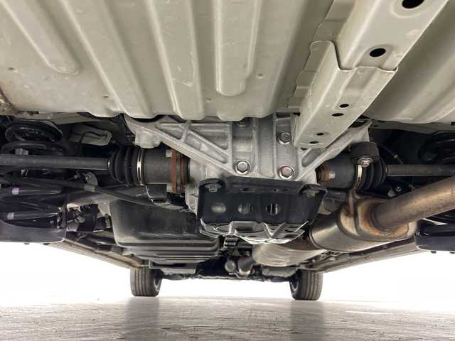 トヨタ エスティマ ハイブリッド アエラス スマート 道央・札幌 2017(平29)年 8.7万km ホワイトパールクリスタルシャイン ・4WD/・純正ナビ（NSZT-Y66T）/・CD&DVD&SD&BT&フルセグTV/・バックカメラ/・トヨタセーフティセンス/・クルーズコントロール/・純正フリップダウンモニター/・両側パワースライドドア/・レザーシート/・前席シートヒーター/・D席パワーシート/・TVキャンセラー/・ビルトインETC/・社外ドラレコ前方/・AC100V/1500W/・LEDヘッドライト/・オートライト/・オートマチックハイビーム/・スマートキー/・プッシュスタート/・保証書/・取扱説明書