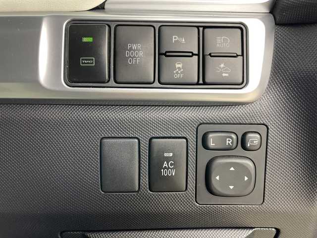 トヨタ エスティマ ハイブリッド アエラス スマート 道央・札幌 2017(平29)年 8.7万km ホワイトパールクリスタルシャイン ・4WD/・純正ナビ（NSZT-Y66T）/・CD&DVD&SD&BT&フルセグTV/・バックカメラ/・トヨタセーフティセンス/・クルーズコントロール/・純正フリップダウンモニター/・両側パワースライドドア/・レザーシート/・前席シートヒーター/・D席パワーシート/・TVキャンセラー/・ビルトインETC/・社外ドラレコ前方/・AC100V/1500W/・LEDヘッドライト/・オートライト/・オートマチックハイビーム/・スマートキー/・プッシュスタート/・保証書/・取扱説明書