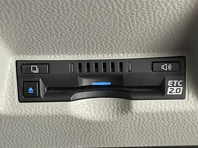 トヨタ ヤリス ハイブリッド Z 愛知県 2021(令3)年 2.5万km ブラック/コーラルクリスタルシャイン 純正８型ＤＡナビ　バックカメラ　シートヒーター　前後ドラレコ　ＥＴＣ２．０　ＨＵＤ　ＡＣ１００Ｖ　ＤＯＰ１６インチアルミ　セーフティセンス　衝突軽減　追従クルコン　コーナーセンサー　ＬＥＤライト　禁煙