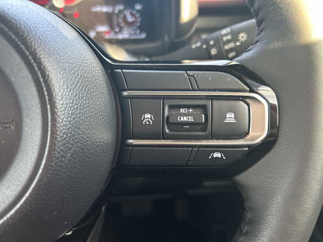 スズキ スペーシア カスタム HYBRID XS 長野県 2024(令6)年 0.4万km クールカーキPM 禁煙車/社外8インチナビ（CD/DVD/フルセグTV/Bluetooth）/セーフティサポート/・デュアルセンサーブレーキサポート/・誤発進抑制機能/・車線逸脱警報機能/・ふらつき警報機能/・先行車発進お知らせ機能/・ハイビームアシスト/・後退時ブレーキサポート/・後方誤発進抑制機能/・リアパーキングセンサー/・アダプティブクルーズコントロール/・標識認識機能/・ヘッドアップディスプレイ/バックカメラ/両側パワースライドドア/前席シートヒーター/ハーフレザーシート/ステアリングヒーター/革巻きステアリング/ステアリングスイッチ/LEDヘッドライト/フォグランプ/オートライト/電動パーキングブレーキ/ブレーキホールド/アイドリングストップ/スマートキー/Pスタート/電動格納ミラー/純正15インチAW/純正フロアマット