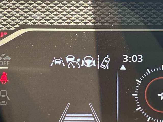 スズキ スペーシア カスタム HYBRID XS 長野県 2024(令6)年 0.4万km クールカーキPM 禁煙車/社外8インチナビ（CD/DVD/フルセグTV/Bluetooth）/セーフティサポート/・デュアルセンサーブレーキサポート/・誤発進抑制機能/・車線逸脱警報機能/・ふらつき警報機能/・先行車発進お知らせ機能/・ハイビームアシスト/・後退時ブレーキサポート/・後方誤発進抑制機能/・リアパーキングセンサー/・アダプティブクルーズコントロール/・標識認識機能/・ヘッドアップディスプレイ/バックカメラ/両側パワースライドドア/前席シートヒーター/ハーフレザーシート/ステアリングヒーター/革巻きステアリング/ステアリングスイッチ/LEDヘッドライト/フォグランプ/オートライト/電動パーキングブレーキ/ブレーキホールド/アイドリングストップ/スマートキー/Pスタート/電動格納ミラー/純正15インチAW/純正フロアマット