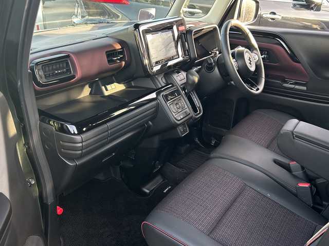 スズキ スペーシア カスタム HYBRID XS 長野県 2024(令6)年 0.4万km クールカーキPM 禁煙車/社外8インチナビ（CD/DVD/フルセグTV/Bluetooth）/セーフティサポート/・デュアルセンサーブレーキサポート/・誤発進抑制機能/・車線逸脱警報機能/・ふらつき警報機能/・先行車発進お知らせ機能/・ハイビームアシスト/・後退時ブレーキサポート/・後方誤発進抑制機能/・リアパーキングセンサー/・アダプティブクルーズコントロール/・標識認識機能/・ヘッドアップディスプレイ/バックカメラ/両側パワースライドドア/前席シートヒーター/ハーフレザーシート/ステアリングヒーター/革巻きステアリング/ステアリングスイッチ/LEDヘッドライト/フォグランプ/オートライト/電動パーキングブレーキ/ブレーキホールド/アイドリングストップ/スマートキー/Pスタート/電動格納ミラー/純正15インチAW/純正フロアマット