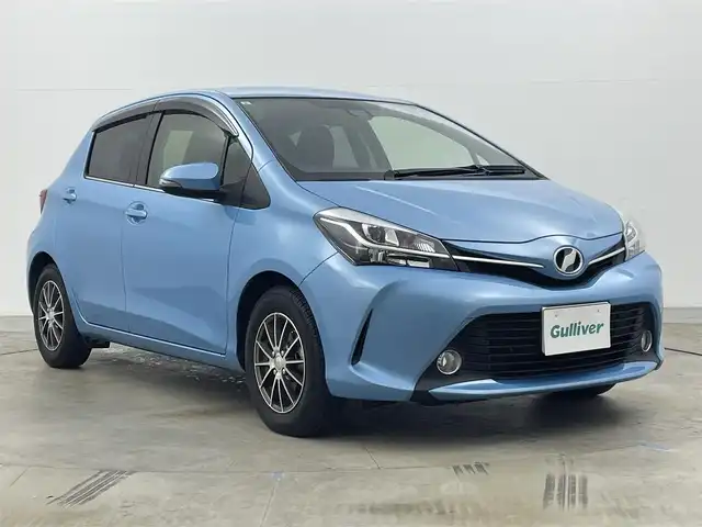 トヨタ ヴィッツ ジュエラ 岡山県 2015(平27)年 4.7万km クールソーダメタリック 純正SDナビ/NSZT-W64/（CD/DVD/BT/TV)/オートライト/LEDヘッドライト/フォグランプ/トヨタセーフティセンス/アイドリングストップ/ETC/社外15インチアルミ