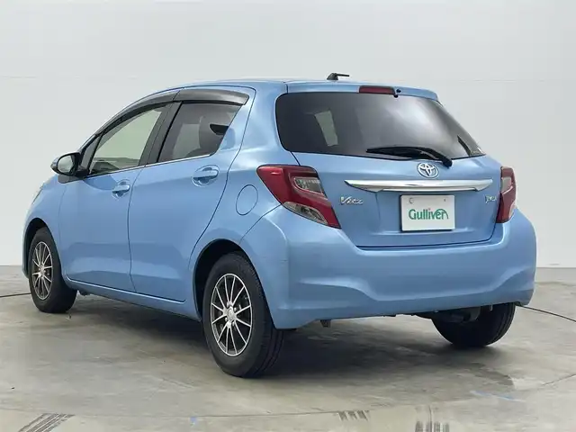 トヨタ ヴィッツ ジュエラ 岡山県 2015(平27)年 4.7万km クールソーダメタリック 純正SDナビ/NSZT-W64/（CD/DVD/BT/TV)/オートライト/LEDヘッドライト/フォグランプ/トヨタセーフティセンス/アイドリングストップ/ETC/社外15インチアルミ
