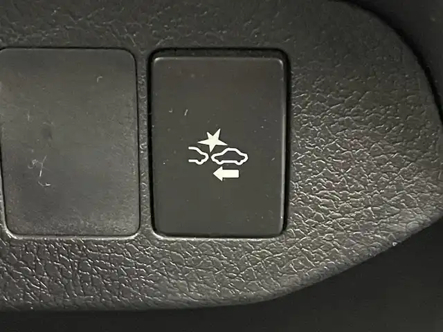 トヨタ ヴィッツ ジュエラ 岡山県 2015(平27)年 4.7万km クールソーダメタリック 純正SDナビ/NSZT-W64/（CD/DVD/BT/TV)/オートライト/LEDヘッドライト/フォグランプ/トヨタセーフティセンス/アイドリングストップ/ETC/社外15インチアルミ