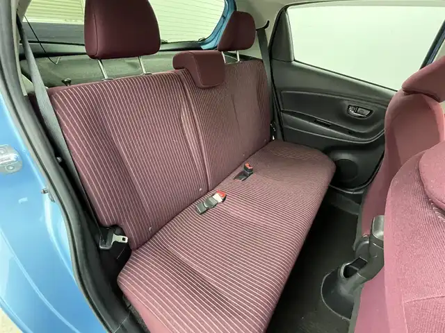 トヨタ ヴィッツ ジュエラ 岡山県 2015(平27)年 4.7万km クールソーダメタリック 純正SDナビ/NSZT-W64/（CD/DVD/BT/TV)/オートライト/LEDヘッドライト/フォグランプ/トヨタセーフティセンス/アイドリングストップ/ETC/社外15インチアルミ