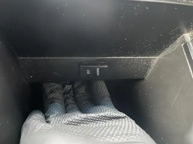 トヨタ ヴェルファイア 2.5Z Aエディデョン ゴールデンアイズ 富山県 2017(平29)年 12.6万km ブラック ４WD/ワンオーナー/ALPINE11インチナビ/フルセグＴＶ/Bluetooth/ＤＶＤ再生/ALPINEフリップダウンモニター/両側パワースライドドア/クルーズコントロール/スマートキー（スペアキー有）/ハーフレザーシート/パワーバックドア/LEDオートライト/フォグライト