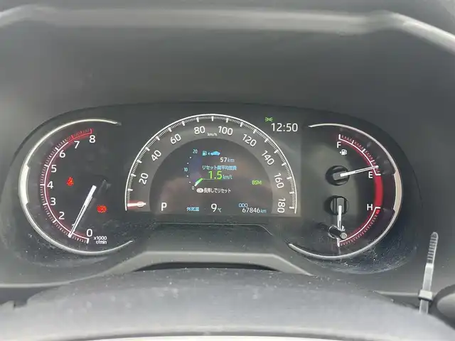 トヨタ ＲＡＶ４ アドベンチャー 島根県 2021(令3)年 6.8万km アティチュードブラックマイカ 4WD/純正ディスプレイオーディオ　/(フルセグTV/Ｂｌｕｅｔｏｏｔｈ接続)/前方ドライブレコーダー　/ＥＴＣ　/バックカメラ　/レーダークルーズコントロール　/ブラインドスポットモニター/前後コーナーセンサー/レーンアシスト/プリクラッシュセーフティ/レザーシート(黒)　/運転席パワーシート　/オートハイビーム／ライト　/純正LEDヘッドライト　/純正１９インチアルミホイール/純正フロアマット/スペアキー1本