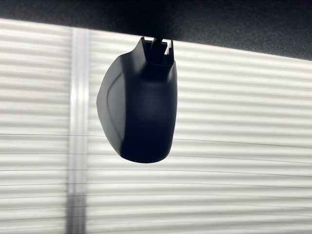 ホンダ シビック ハッチバック 茨城県 2021(令3)年 2.3万km プラチナホワイトパール 純正ナビ/・Bluetooth接続/・バックカメラ/・フルセグテレビ/ETC/ドライブレコーダー/LEDヘッドライト/パワーシート/パドルシフト/フロントフォグ/アイドリングストップ/クルーズコントロール/オートライト/ABS/横滑り防止装置/レーンアシストキープ/盗難防止装置/カーテンエアバッグ