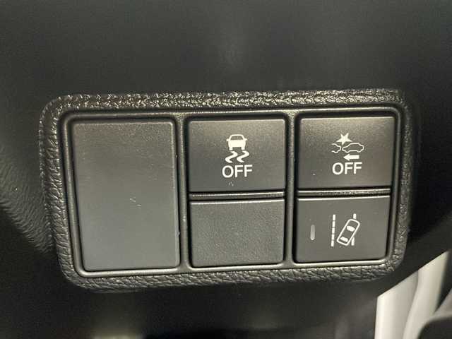 ホンダ シビック ハッチバック 茨城県 2021(令3)年 2.3万km プラチナホワイトパール 純正ナビ/・Bluetooth接続/・バックカメラ/・フルセグテレビ/ETC/ドライブレコーダー/LEDヘッドライト/パワーシート/パドルシフト/フロントフォグ/アイドリングストップ/クルーズコントロール/オートライト/ABS/横滑り防止装置/レーンアシストキープ/盗難防止装置/カーテンエアバッグ