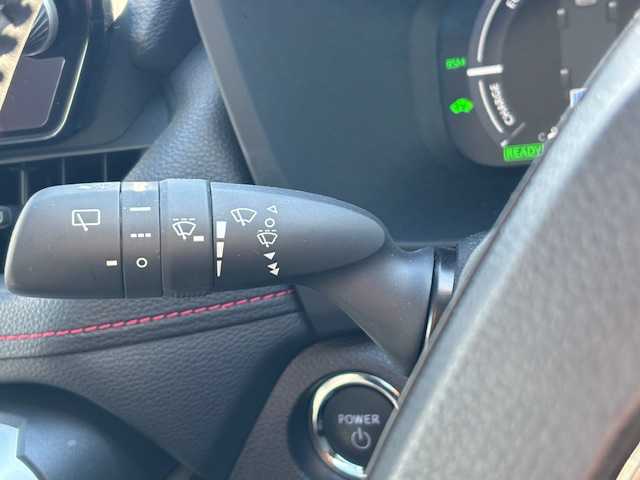 トヨタ ＲＡＶ４ HV アドベンチャー オフロードPKGⅡ 大分県 2023(令5)年 1.7万km スーパーホワイトⅡ ４WD/純正ディスプレイオーディオ/BluetoothAudio/ステアリングスイッチ/バックカメラ/純正18インチアルミホイール/ブラインドスポットモニター/オートマチックハイビーム/前後ドライブレコーダー/パワーバックドア/AAC/ヒートシーター/エアシート/純正AW18インチ/横滑り防止機能/盗難防止機能/オートライト/LEDヘッドライト/ブレーキホールド/電動格納ミラー/車線逸脱警報/フォグランプ