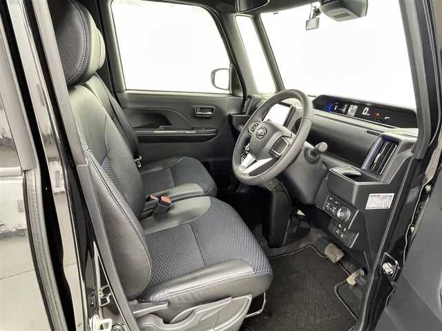 ダイハツ タント カスタム RS 熊本県 2023(令5)年 1.5万km ブラックマイカメタリック 8インチナビ　AVIC-RL812（CD・DVD・フルセグ・BT・SD・HDMI）/ETC/前後ドライブレコーダー/バックカメラ/両側パワースライドドア/スマートアシスト/・衝突警報機能/・衝突回避支援ブレーキ/・車線逸脱抑制機能/・オートハイビーム/・先行車発進お知らせ機能/・ふらつき警報機能/・路外逸脱抑制機能/・ブレーキ制御付き誤発進抑制機能/・標識認識システム/横滑り防止/アイドリングストップ/前席シートヒーター/前後クリアランスソナー/ドアバイザー/純正フロアマット/純正１５インチAW/オートライト/LEDヘッドライト/スマートキー/プッシュスタート/スペアキー1本