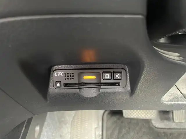ホンダ フィット G 10thアニバーサリー 福島県 2012(平24)年 3.5万km クリスタルブラックパール ・純正メモリーナビ/・CD/DVD/USB/ワンセグTV/・社外14インチAW(純正ホイール＋夏タイヤ積込)/・ビルトインETC/・バックカメラ/・スマートキー/・ドアバイザー/・フロアマット