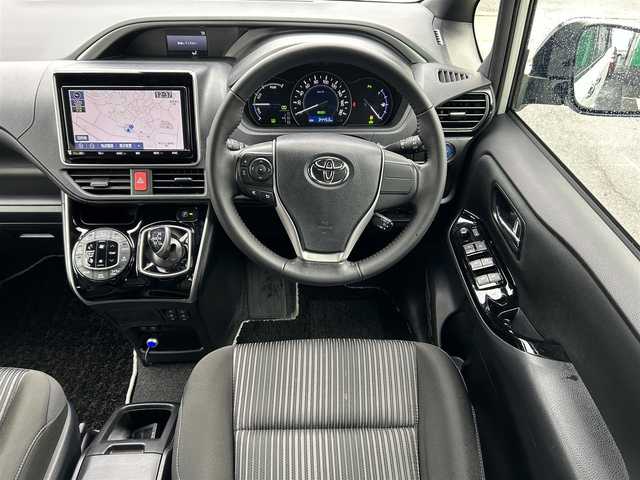 トヨタ ヴォクシー ハイブリッド ZS 煌Ⅱ 宮城県 2020(令2)年 3.5万km ホワイトパールクリスタルシャイン 純正9インチナビ/（CD/DVD/SD/BT/フルセグTV）/ビルトインETC/社外前後ドラレコ/純正１６インチアルミホイール/純正フロアマット/ドアバイザー/EVモード/三列シート/ウォークスルー/オートクルーズ/PCS/レーンキープアシスト
