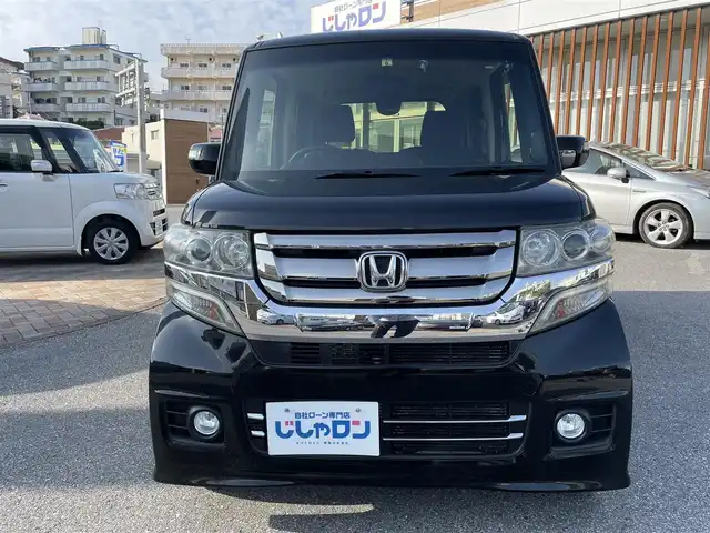 ホンダ Ｎ ＢＯＸ カスタム G Lパッケージ 沖縄県 2016(平28)年 6.9万km スマートブラック (株)IDOMが運営する【じしゃロンコザ店】の自社ローン専用車両になりますこちらは現金またはオートローンご利用時の価格です。自社ローンご希望の方は別途その旨お申付け下さい/純正ナビ　/フルセグＴＶ　/ＥＴＣ　/ＤＶＤ再生　/片側パワースライドドア　/プッシュスタート　/スマートキー　/オートライト　/純正アルミホイール　/純正フロアマット