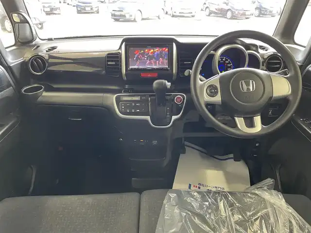 ホンダ Ｎ ＢＯＸ カスタム G Lパッケージ 沖縄県 2016(平28)年 6.9万km スマートブラック (株)IDOMが運営する【じしゃロンコザ店】の自社ローン専用車両になりますこちらは現金またはオートローンご利用時の価格です。自社ローンご希望の方は別途その旨お申付け下さい/純正ナビ　/フルセグＴＶ　/ＥＴＣ　/ＤＶＤ再生　/片側パワースライドドア　/プッシュスタート　/スマートキー　/オートライト　/純正アルミホイール　/純正フロアマット