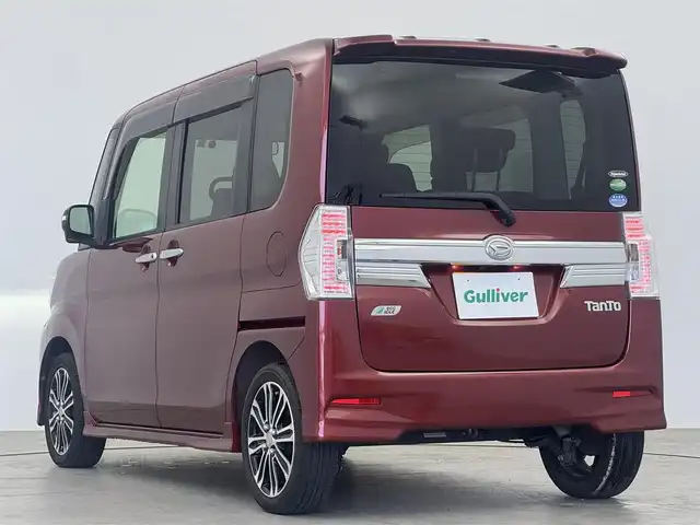 ダイハツ タント カスタム RS スマセレSA&SN 愛知県 2014(平26)年 4万km ファイアークォーツレッドM 純正８インチナビ/（フルセグ／ＢＴ／ＣＤ／ＤＶＤ）/バックモニター/衝突被害軽減システム/両側パワースライドドア/アイドリングストップ/サンバイザー/純正アルミホイール/ＥＴＣ