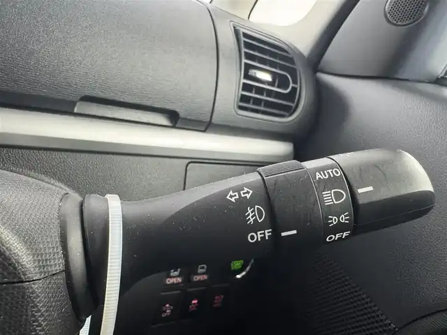 ダイハツ タント カスタム RS スマセレSA&SN 愛知県 2014(平26)年 4万km ファイアークォーツレッドM 純正８インチナビ/（フルセグ／ＢＴ／ＣＤ／ＤＶＤ）/バックモニター/衝突被害軽減システム/両側パワースライドドア/アイドリングストップ/サンバイザー/純正アルミホイール/ＥＴＣ