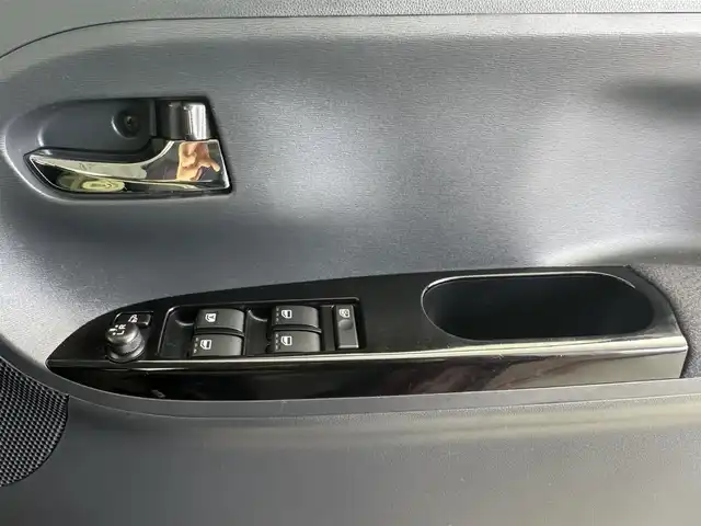 ダイハツ タント カスタム RS スマセレSA&SN 愛知県 2014(平26)年 4万km ファイアークォーツレッドM 純正８インチナビ/（フルセグ／ＢＴ／ＣＤ／ＤＶＤ）/バックモニター/衝突被害軽減システム/両側パワースライドドア/アイドリングストップ/サンバイザー/純正アルミホイール/ＥＴＣ