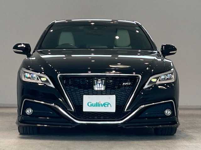 トヨタ クラウン ハイブリッド RS 宮城県 2019(令1)年 9.8万km ブラック 純正ナビ/バックカメラ/フルセグTV/Bluetooth、CD/トヨタセーフティセンス/・プリクラッシュセーフティー/・レーントレーシングアシスト/・レーンディパーチャーアラート/・レーダークルーズコントロール/・アダプティブハイビームシステム/・ロードサインアシスト/・ドライバー異常時対応システム/・プロアクティブドライビングアシスト/・発信遅れ告知機能/・フロントクロストラフィックアラート/・レーンチェンジアシスト/ブラインドスポットモニター/盗難防止装置/横滑り防止装置/ETC2.0/全方位ドライブレコーダー/HVD/サンルーフ/ハンドルヒーター/シートヒーター/エアーシート/パワーシート/純正フロアマット/純正アルミホイール