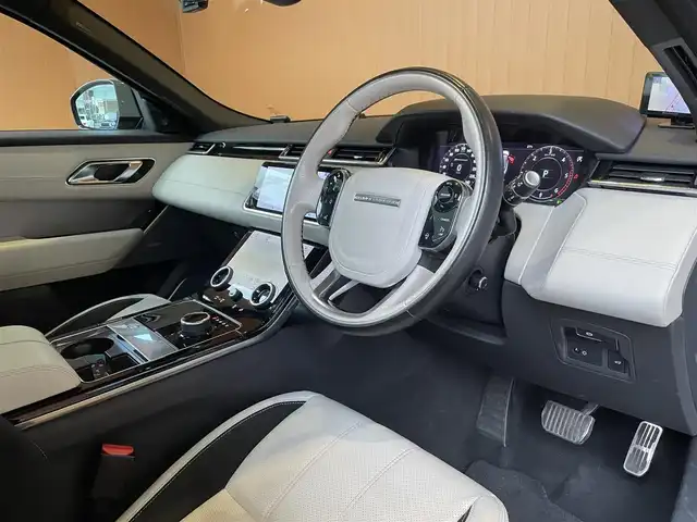 ランドローバー レンジローバーヴェラール Rダイナミック SE 180PS 愛知県 2019(平31)年 5.1万km 青Ｍ ガラスルーフ　/純正ナビ　/AppleCarPlay　/フルセグTV/ETC　/ACC　/LKA　/BSM/HUD　/純正20インチAW　/白半革　/シートヒーター　/ステアリングヒーター　/360°カメラ/後席電動リクライニング/バイロン・ブルーメタリック