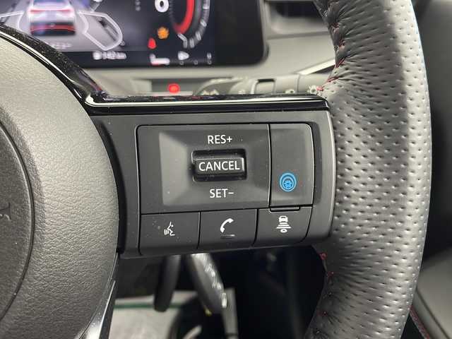 日産 オーラ ニスモ 宮城県 2022(令4)年 3.1万km ガーネットレッド/スーパーブラック 2トーン NISMO専用レカロシート/アラウンドビューモニター/プロパイロット/エマージェンシーブレーキ/車線逸脱警報/オートハイビームアシスト/ブラインドスポットモニター/前後コーナーセンサー/デジタルインナーミラー/純正ディスプレイオーディオ/・ナビゲーション機能/・USB.BT.HDMI/フルセグTV/前席シートヒーター/ステアリングヒーター/ステアリングスイッチ/置くだけ充電/電動パーキングブレーキ/ビルトインETC2.0/ドライブレコーダー（FR）/LEDヘッドライト/シーケンシャルランプ/プッシュスタート/スマートキー2個/社外AW付冬タイヤ積込/（196/65/15）/純正17インチアルミホイール/純正フロアマット