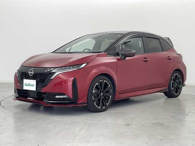 日産 オーラ ニスモ 宮城県 2022(令4)年 3.1万km ガーネットレッド/スーパーブラック 2トーン NISMO専用レカロシート/アラウンドビューモニター/プロパイロット/エマージェンシーブレーキ/車線逸脱警報/オートハイビームアシスト/ブラインドスポットモニター/前後コーナーセンサー/デジタルインナーミラー/純正ディスプレイオーディオ/・ナビゲーション機能/・USB.BT.HDMI/フルセグTV/前席シートヒーター/ステアリングヒーター/ステアリングスイッチ/置くだけ充電/電動パーキングブレーキ/ビルトインETC2.0/ドライブレコーダー（FR）/LEDヘッドライト/シーケンシャルランプ/プッシュスタート/スマートキー2個/社外AW付冬タイヤ積込/（196/65/15）/純正17インチアルミホイール/純正フロアマット