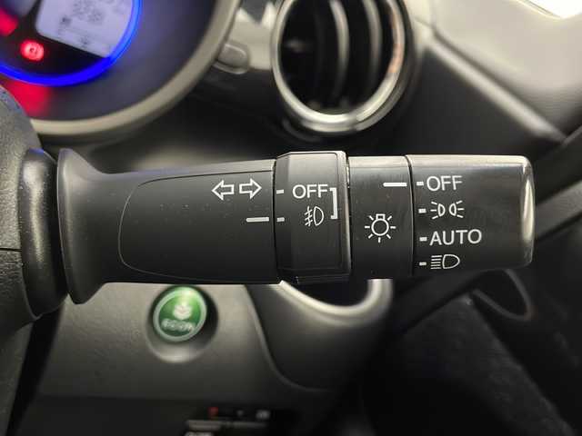 ホンダ Ｎ ＢＯＸ カスタム G Aパッケージ 宮崎県 2014(平26)年 6.4万km プレミアムゴールドパープルパール 禁煙車/シティブレーキアシスト/純正ナビTV/（VXM-142VFi/CD/DVD/Bluetooth/フルセグTV)/純正バックカメラ/純正ETC/純正キセノンオートライト/純正フォグ/純正14インチアルミ/純正エアロ/純正ルーフエンドスポイラー/純正フロアマット/左側電動スライドドア/本革巻ハンドル/オートエアコン/ウインカードアミラー/スマートキー/プッシュエンジンスタート/取扱い説明書