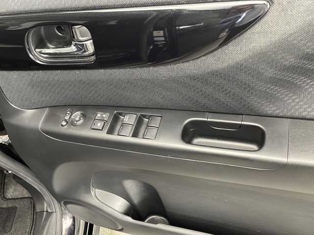 ホンダ Ｎ ＢＯＸ カスタム G Aパッケージ 宮崎県 2014(平26)年 6.4万km プレミアムゴールドパープルパール 禁煙車/シティブレーキアシスト/純正ナビTV/（VXM-142VFi/CD/DVD/Bluetooth/フルセグTV)/純正バックカメラ/純正ETC/純正キセノンオートライト/純正フォグ/純正14インチアルミ/純正エアロ/純正ルーフエンドスポイラー/純正フロアマット/左側電動スライドドア/本革巻ハンドル/オートエアコン/ウインカードアミラー/スマートキー/プッシュエンジンスタート/取扱い説明書