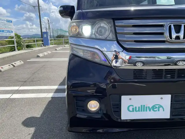 ホンダ Ｎ ＢＯＸ カスタム G Aパッケージ 佐賀県 2014(平26)年 6.4万km プレミアムゴールドパープルパール 純正7型ナビゲーション「VXM-147VFi」/・AM/FM/CD/DVD/フルセグ/Bluetooth/・バックカメラ/スマートキー/プッシュスタート/片側パワースライドドア/オートエアコン/オートライト/アイドリングストップ/衝突被害軽減ブレーキ/ETC/純正フロアマット/純正ドアバイザー/新車保証書/取扱説明書