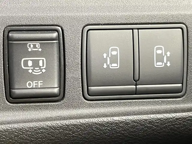 日産 セレナ ハイウェイスター V 千葉県 2021(令3)年 2.3万km ダークメタルグレー 純正10インチメモリーナビ/・フルセグTV/・Bluetoothオーディオ接続/社外フリップダウンモニター/両側パワースライドドア/デジタルインナーミラー/トランクイージークローザー/ビルトインETC/スマートキー/エマージェンシーブレーキ/踏み間違い防止 /車線逸脱警報/ビルトインETC